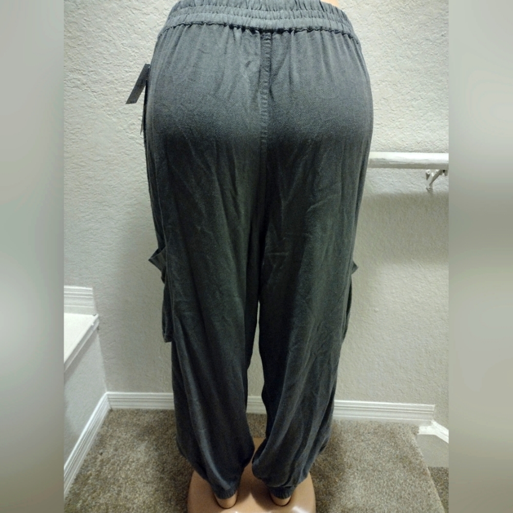 Volcom women Jogger pants